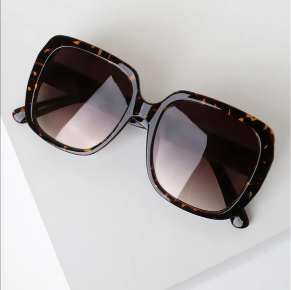 Women's oversize large sunglasses - Picture 3 of 3